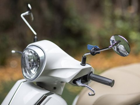 Quad Lock Motorcycle / Scooter Mirror Mount - Držák mobilního telefonu na motorku