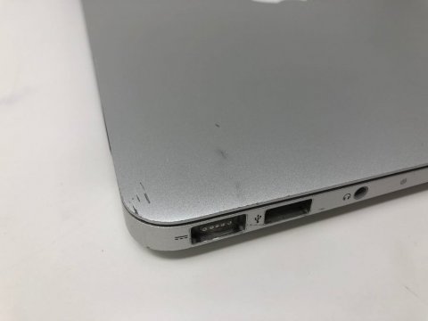 MacBook Air 13" i5 1,7GHz, 4GB RAM, 256GB (2011)