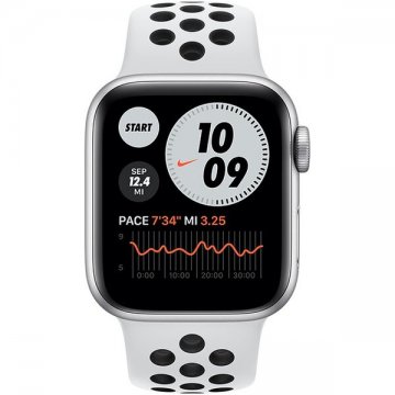Apple Watch Nike (2020) 40mm stříbrný hliník s platinovým/černým sportovním řemínkem