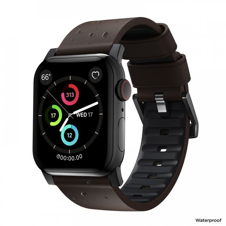 Nomad Active Strap Pro hnědý řemínek s černou přezkou Apple Watch 49 / 45 / 44 / 42 mm