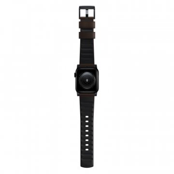 Nomad Active Strap Pro hnědý řemínek s černou přezkou Apple Watch 49 / 45 / 44 / 42 mm