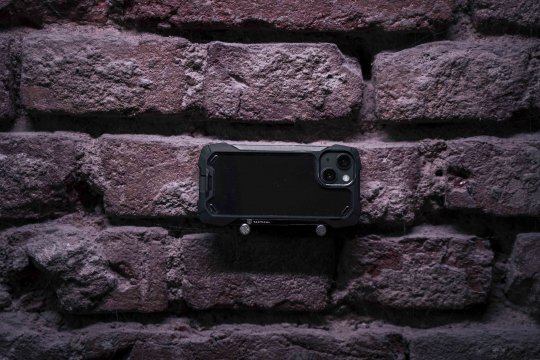 Tactical Chunky Mantis ochranný kryt pro Apple iPhone 12 / 12 Pro, černý