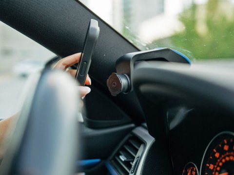 Quad Lock Car Mount - Držák mobilního telefonu do auta