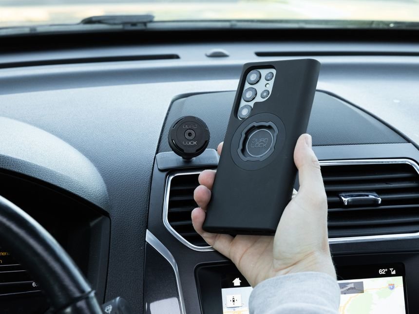 Quad Lock - Car Adhesive Dash / Console Mount - Držák mobilního telefonu do auta