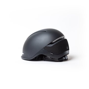 Unit 1 FARO Blackbird L, chytrá cyklistická helma