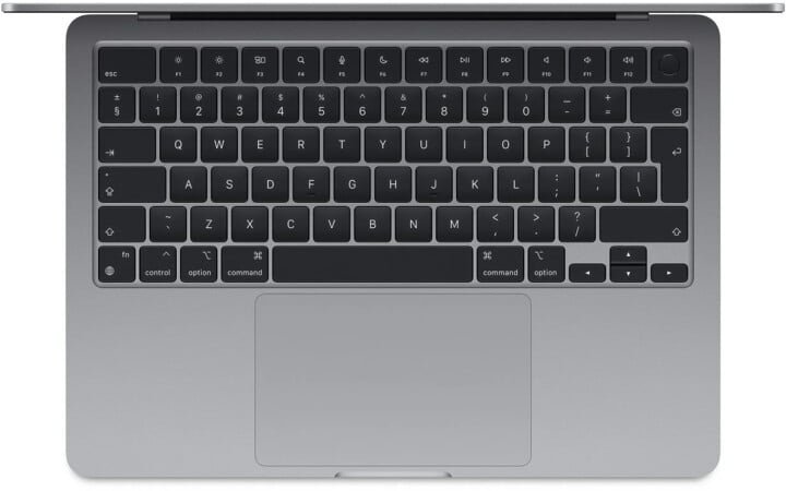 Apple MacBook Air 13,6" (2024) / M3 / 8GB / 512GB / vesmírně šedý